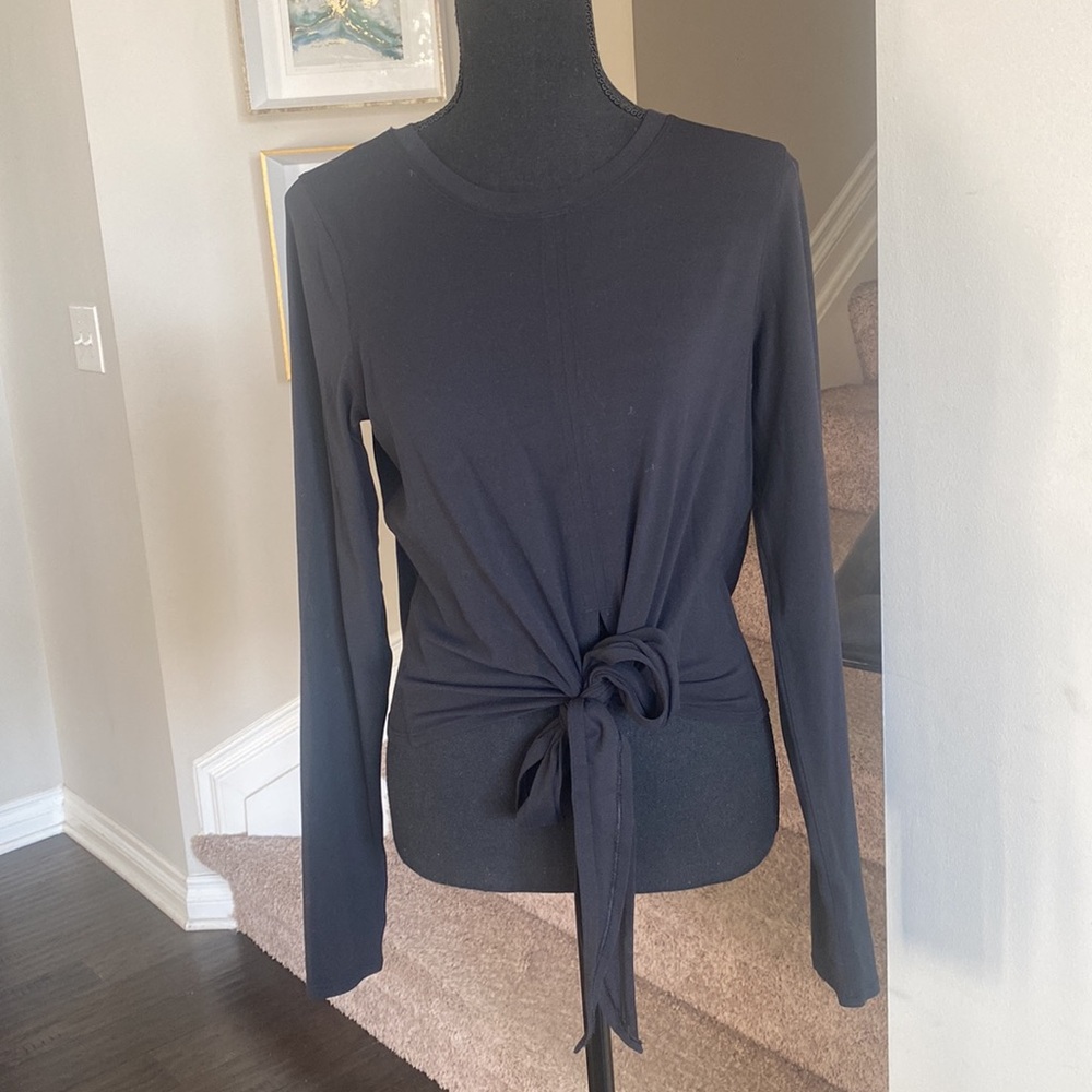 lululemon athletica Black Long Sleeve Tee